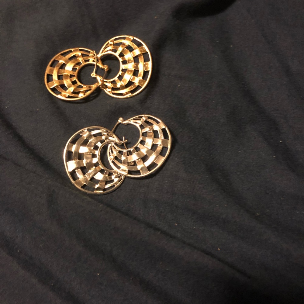 Gold and silver earrings set